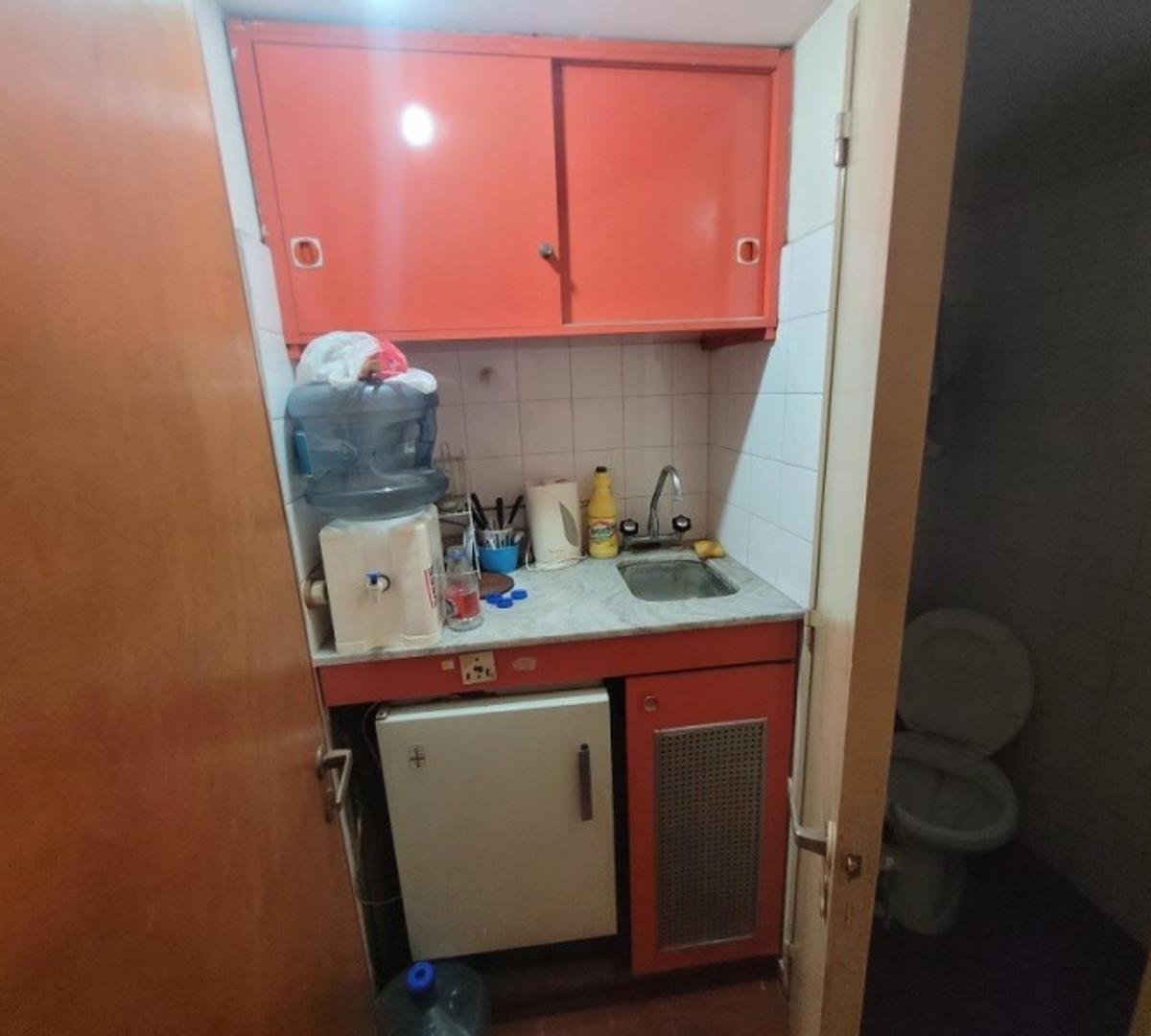 Oficina de 40 m en Microcentro - Opcion 30 m Adicionales y C 1