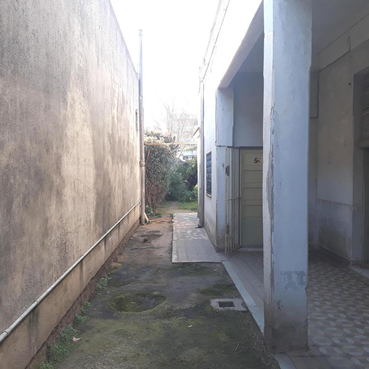 Foto de Dr. Arturo F Melo al 4200 - Remedios de Escalada, Lanus - Terreno de, imagen 5