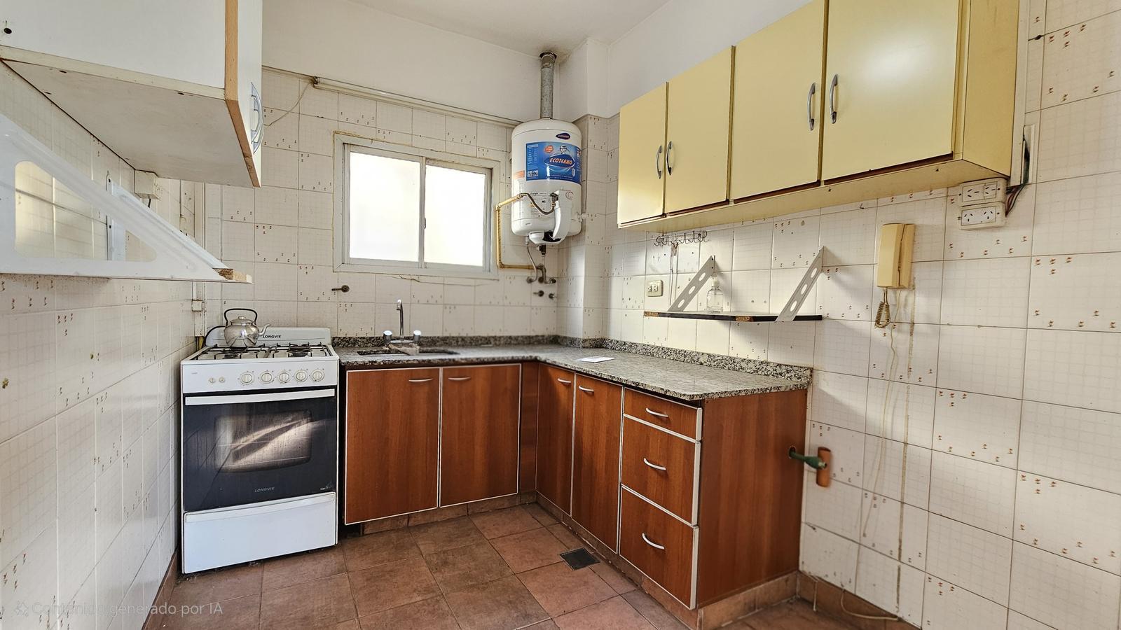 Departamento de 3 ambientes con balcon al frente - P.Avellaneda