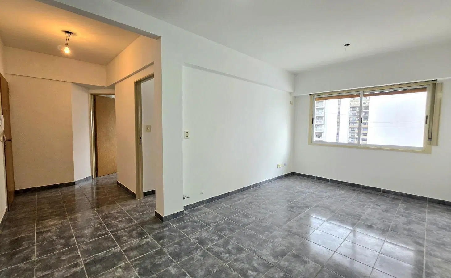 Departamento de 3 ambientes luminoso sin expensas, ni AySA ni ABL 4