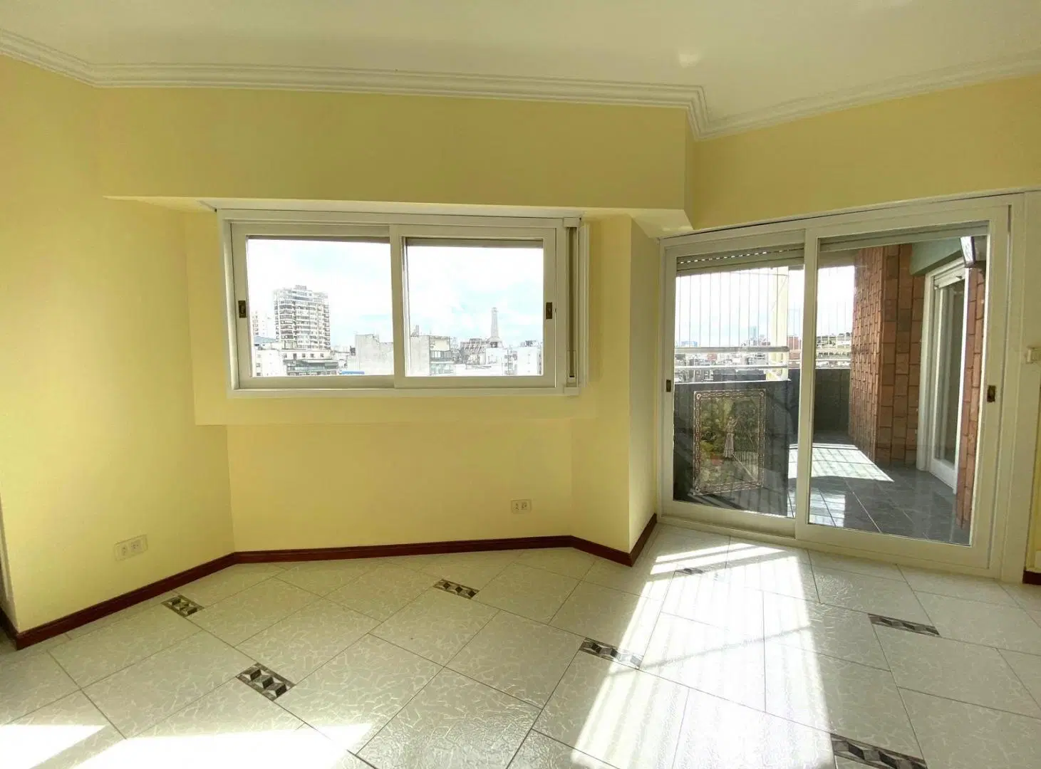 Departamento de 3 ambientes con balcón luminioso Barrio Norte 1