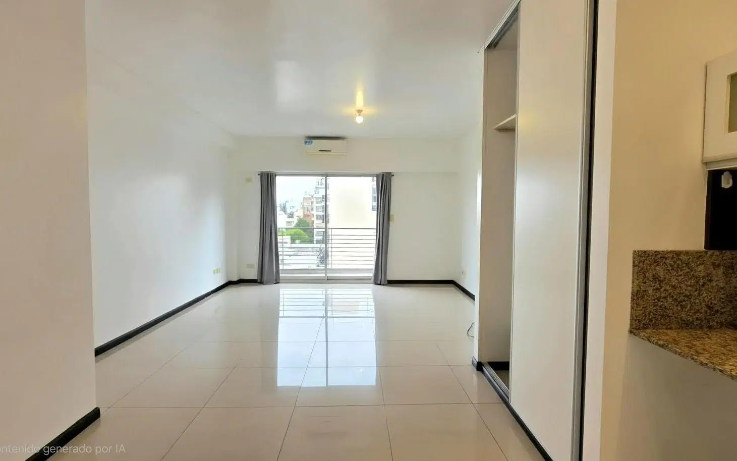 Doblas al 500 - Monoambiente con balcón al frente piso alto 5