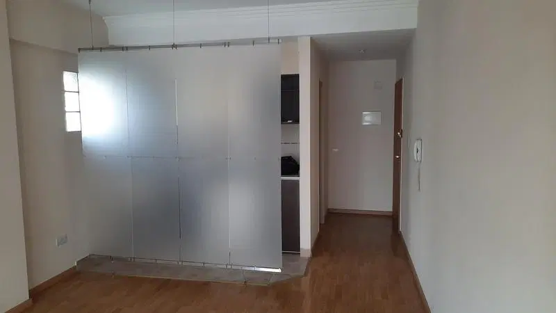 Monoambiente a mts H. Italiano - Uso profesional (no vivienda) 1
