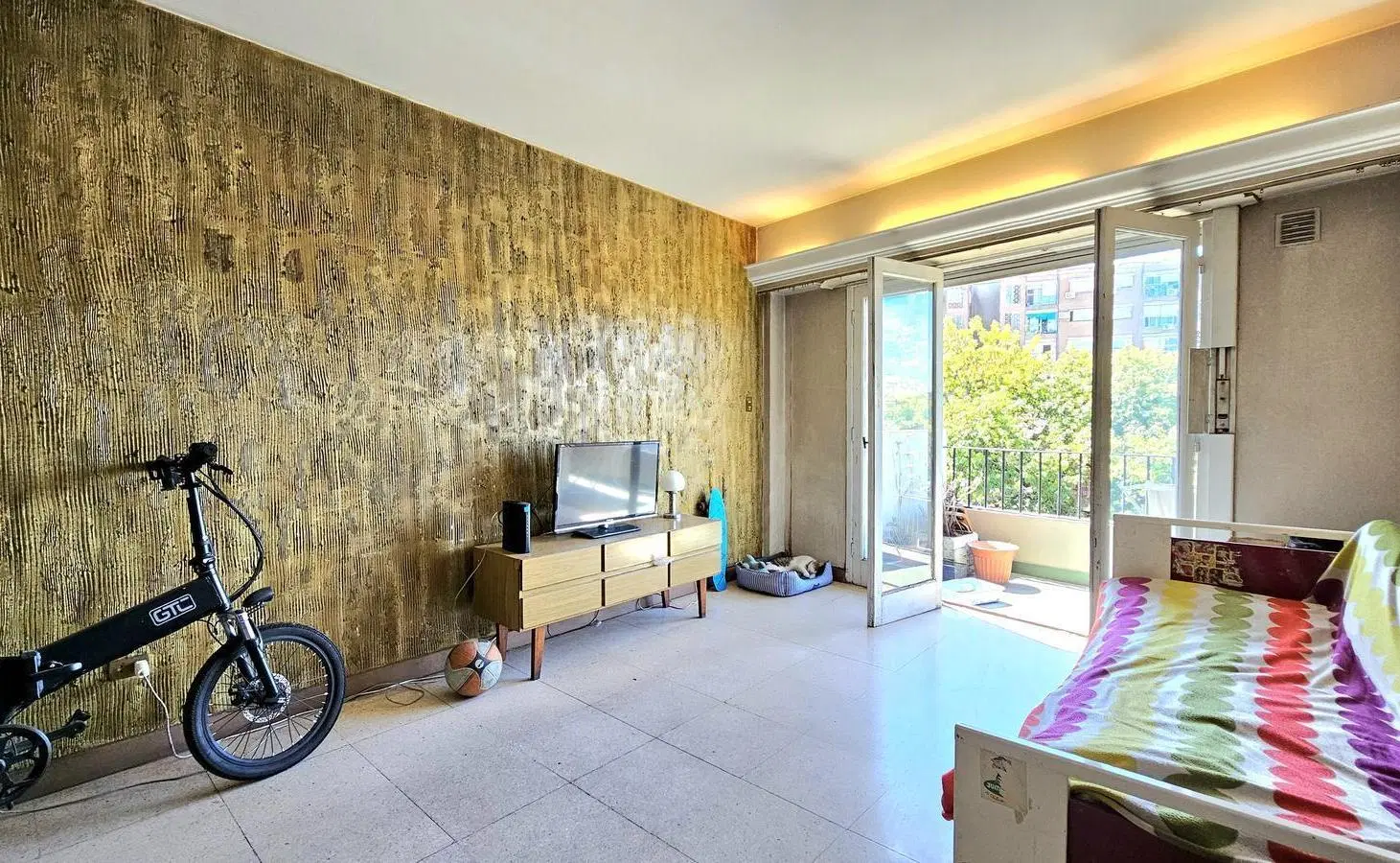 Departamento de 4 ambientes con balcón Pompeya 8