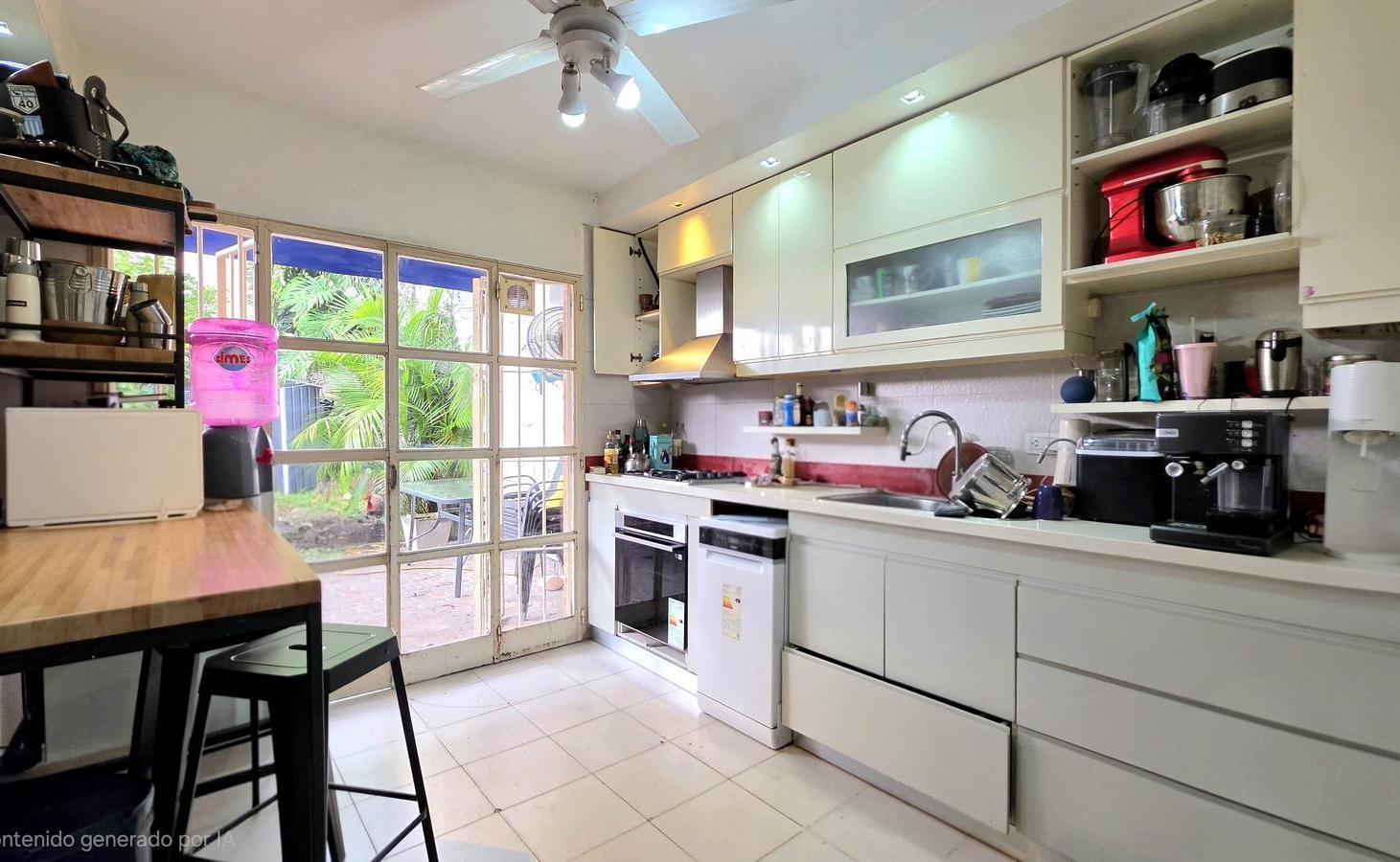 Foto de Pasaje Niza al 1700 - PH de 4 ambientes con cochera, jardín y altillo - VENTA, imagen 4