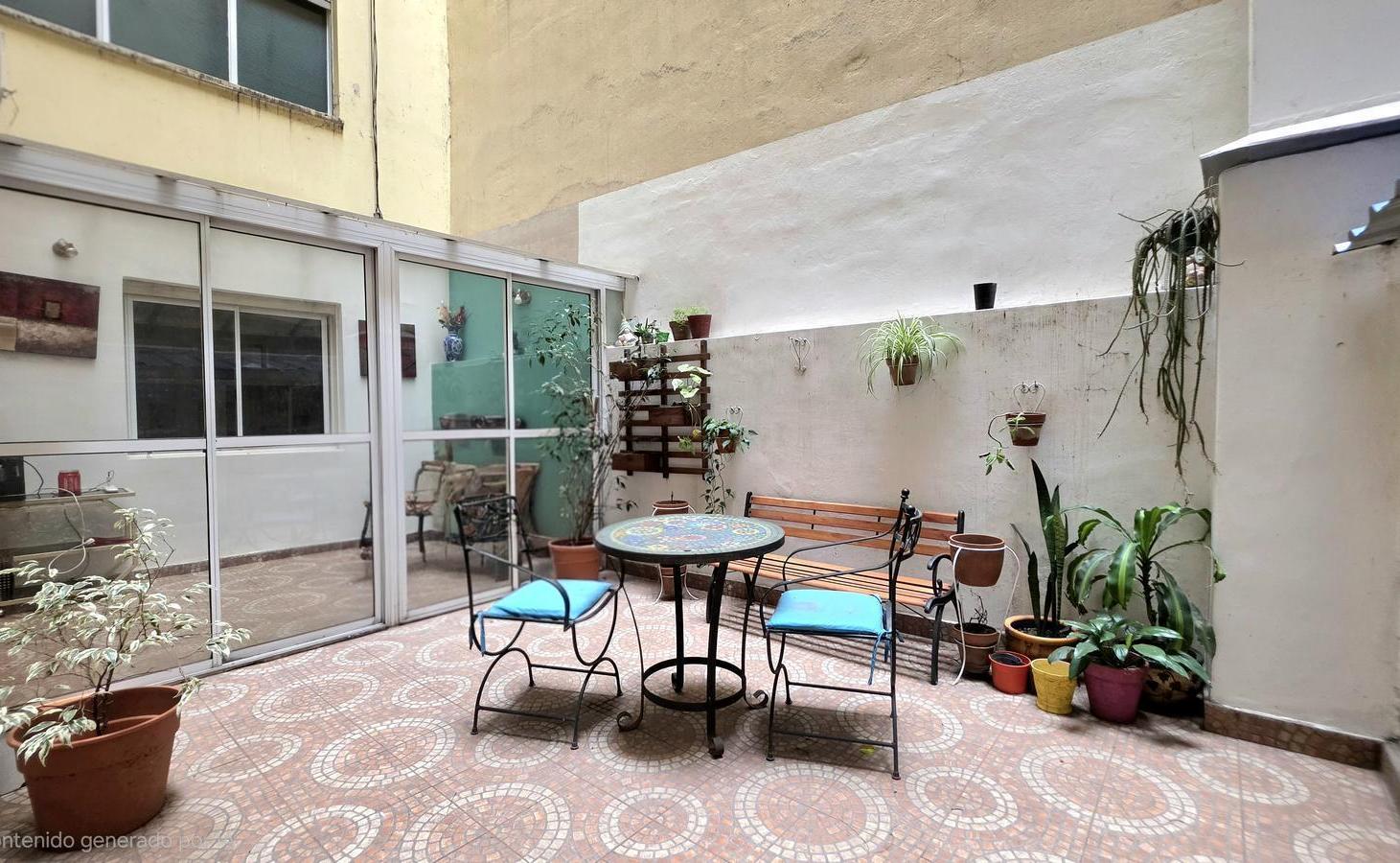 Foto de Gral. Urquiza al 1100 - Departamento en venta de 4 ambientes con patio, imagen 1