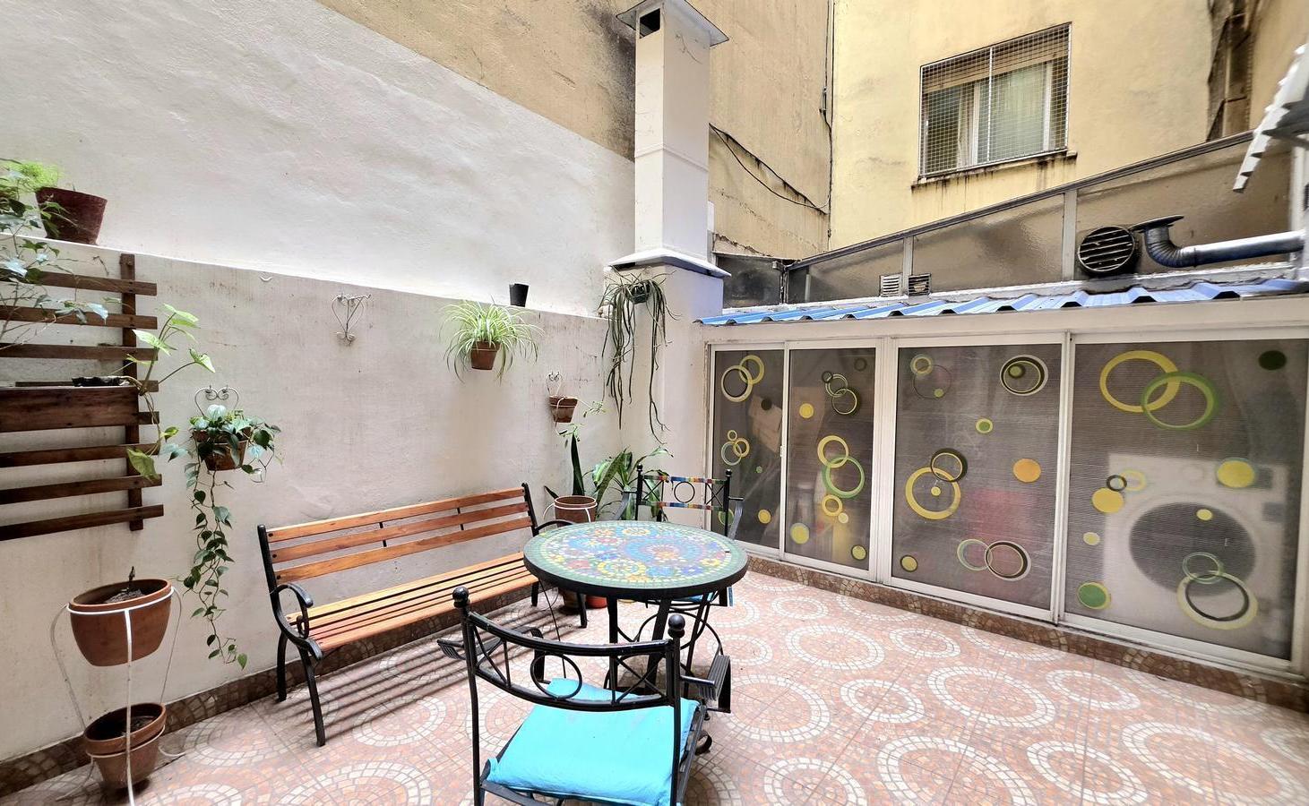 Foto de Gral. Urquiza al 1100 - Departamento en venta de 4 ambientes con patio, imagen 3