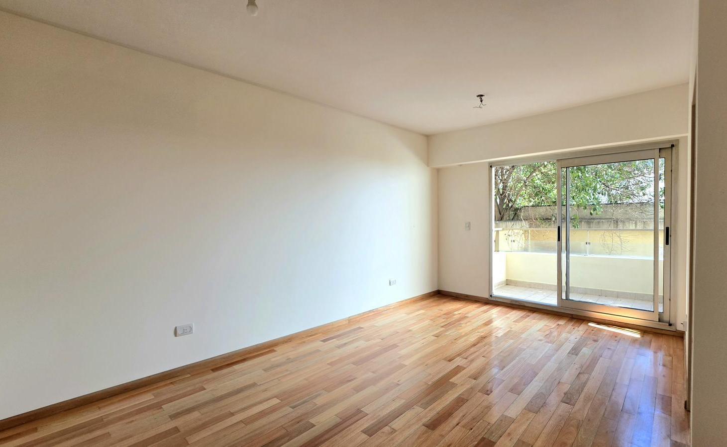 Foto de Beauchef al 800 - Departamento de 2 ambientes con patio y balcón más, imagen 3