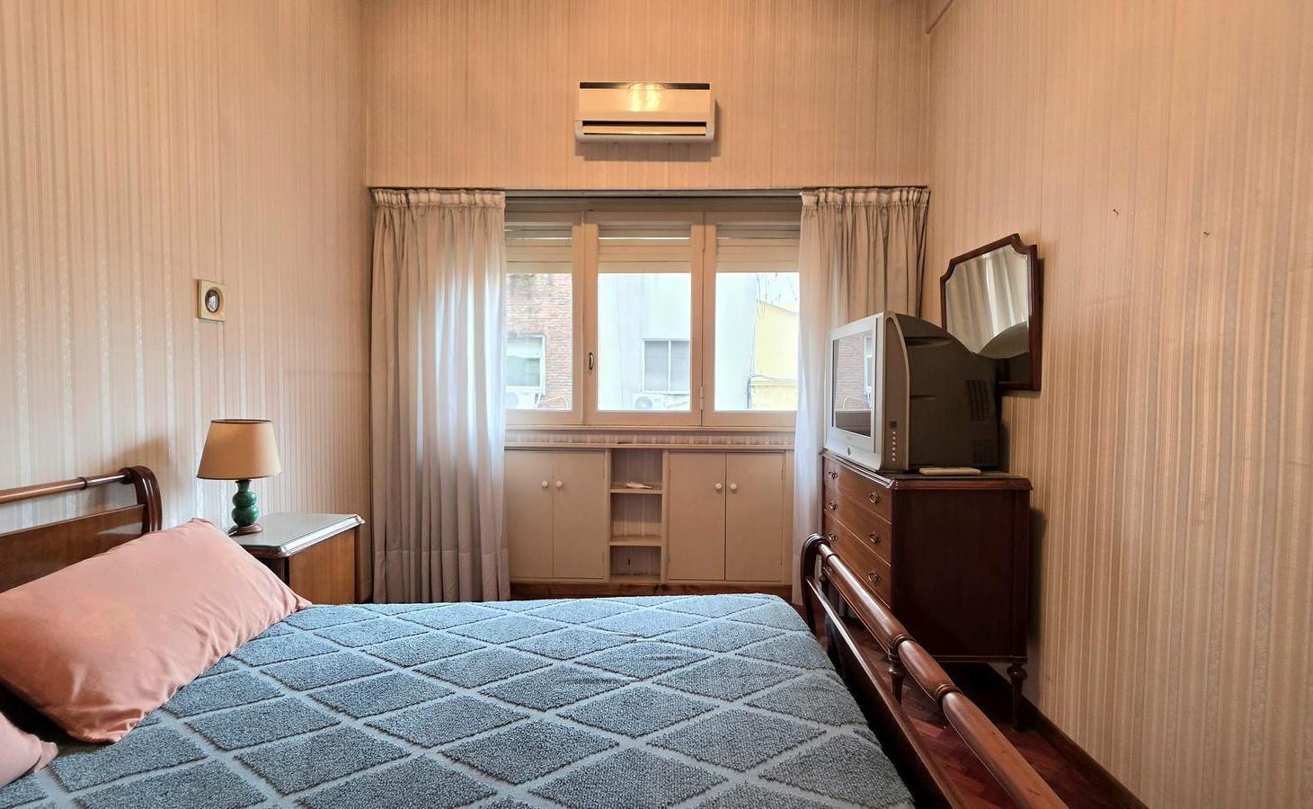 Foto de San José al 100 - Monserrat - Departamento de 3 ambientes con balcón al, imagen 5