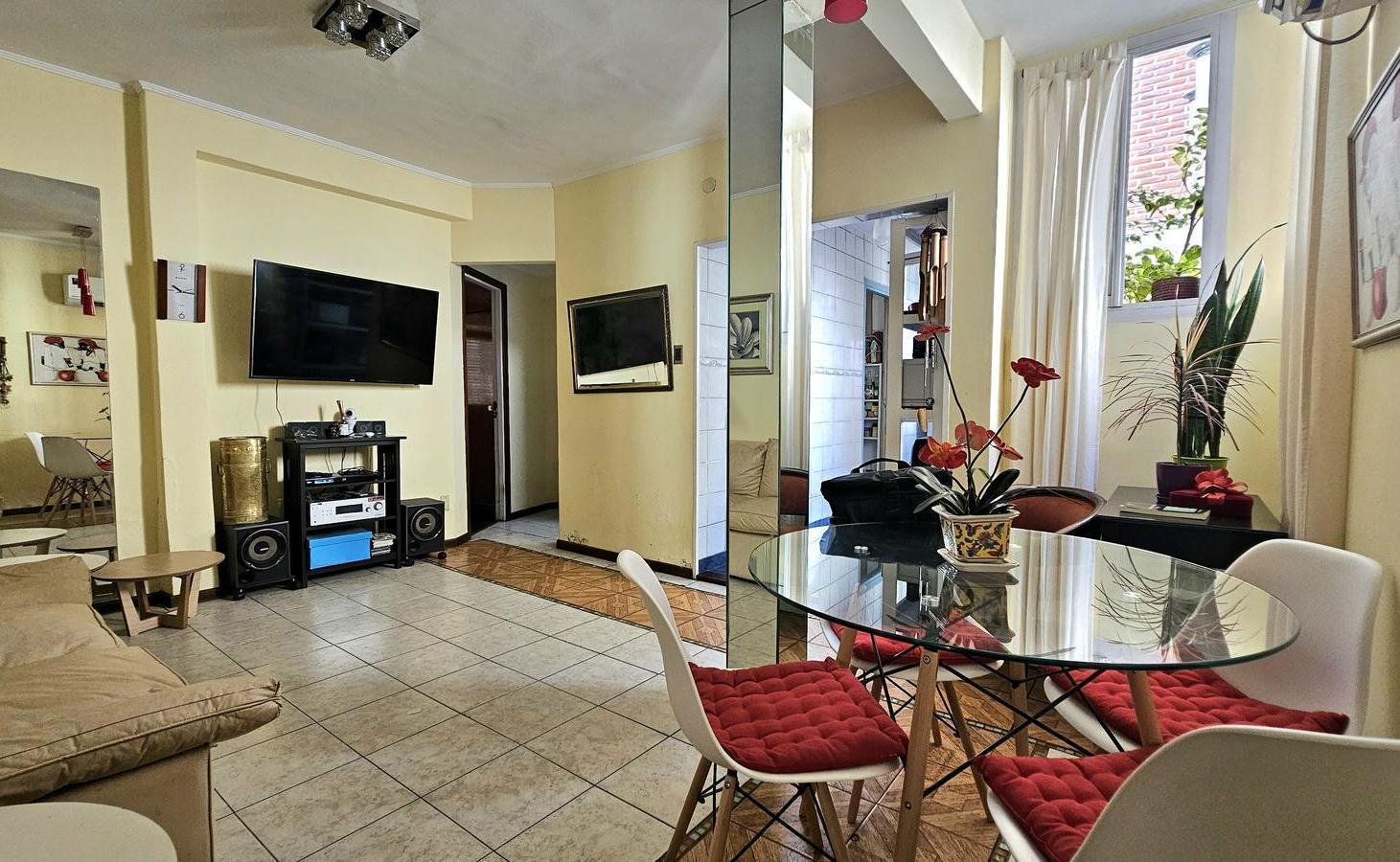 Foto de Hidalgo al 200 - Caballito - Departamento de 3 ambientes en buen estado, imagen 1