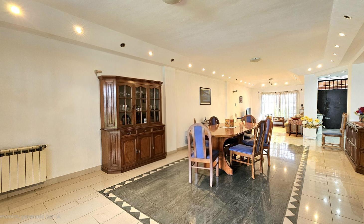 Foto de Constitucion 2800 - San Cristobal - Casa con 4 dormitorios, dep, imagen 5