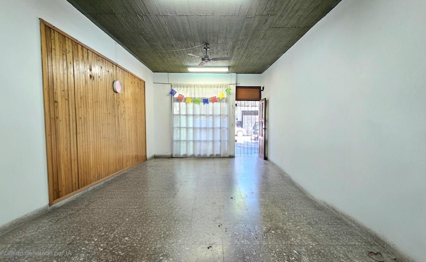 Foto de Salcedo al 3200 - Casa en block con dos departamentos garage y local, imagen 4