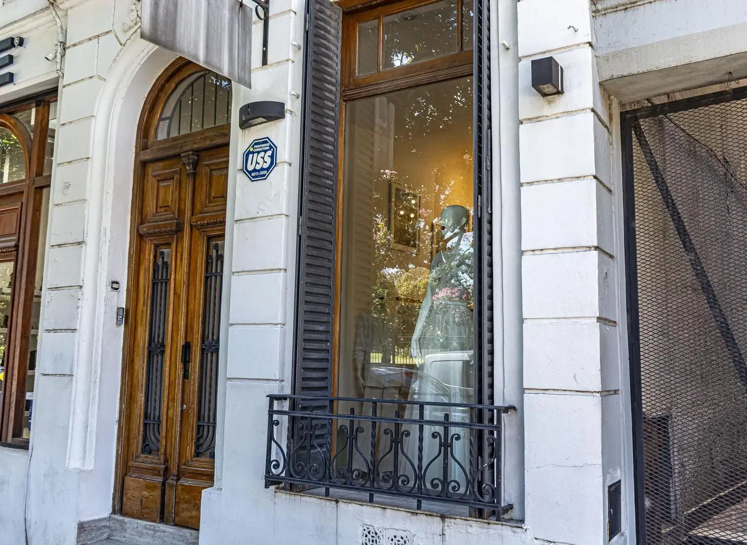 PH de estilo,  LOCAL ,frente plaza , con terraza - No apto Gastronomia 4