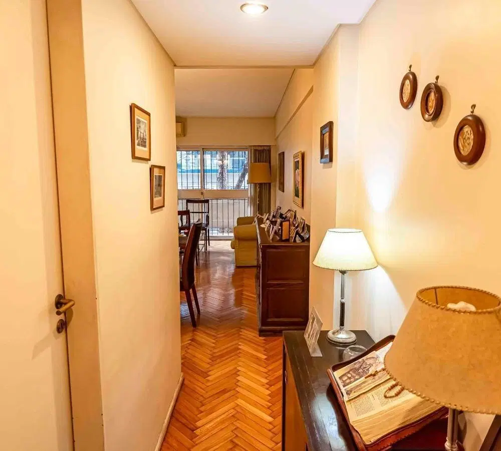 VENTA - 4 AMBIENTES C/ DEP - BALCON CORRIDO - COCHERA 5