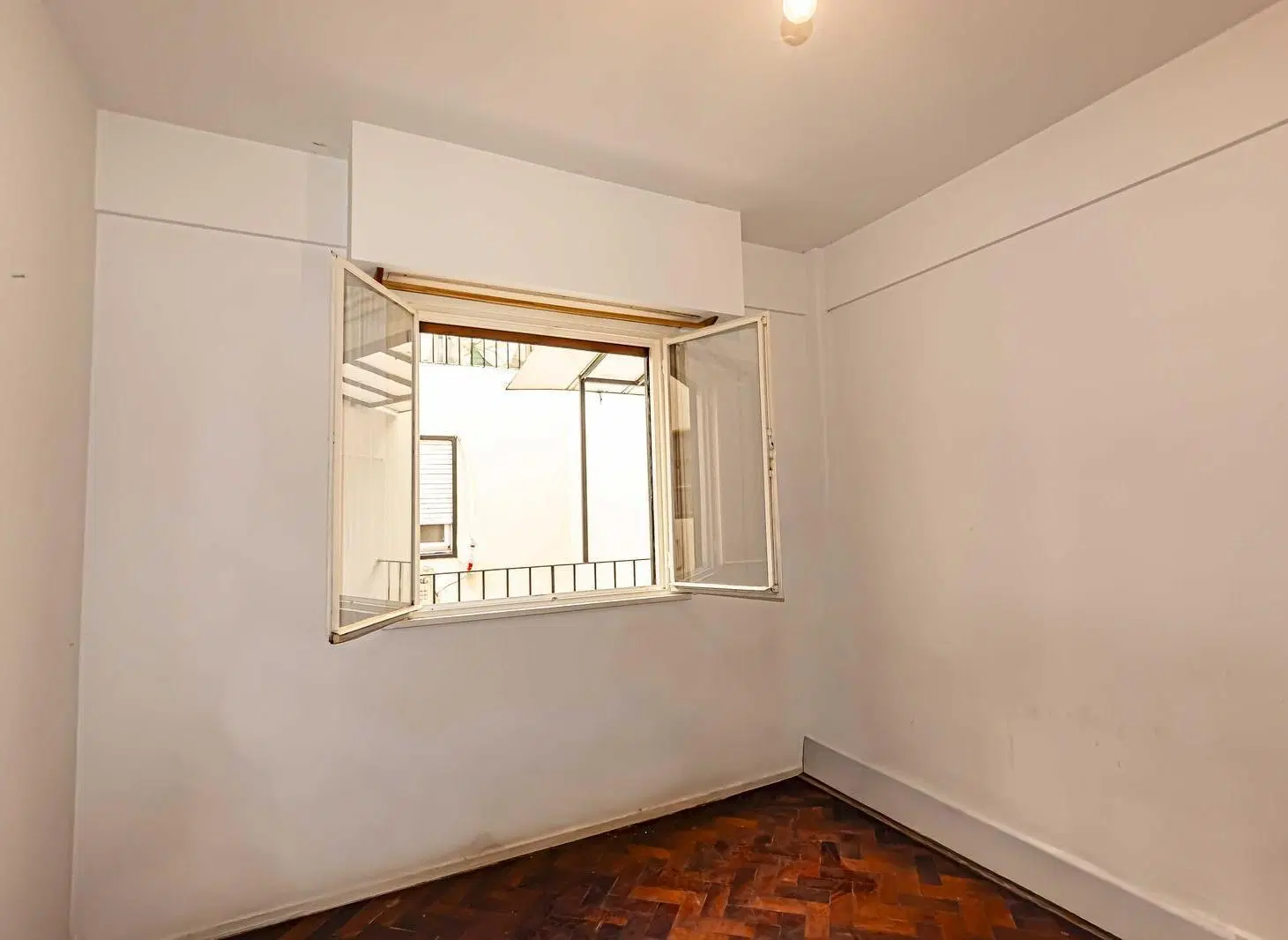 VENTA - PALERMO - MARIO BRAVO 1100 - 3 AMBIENTES - 2 BALCONES 5