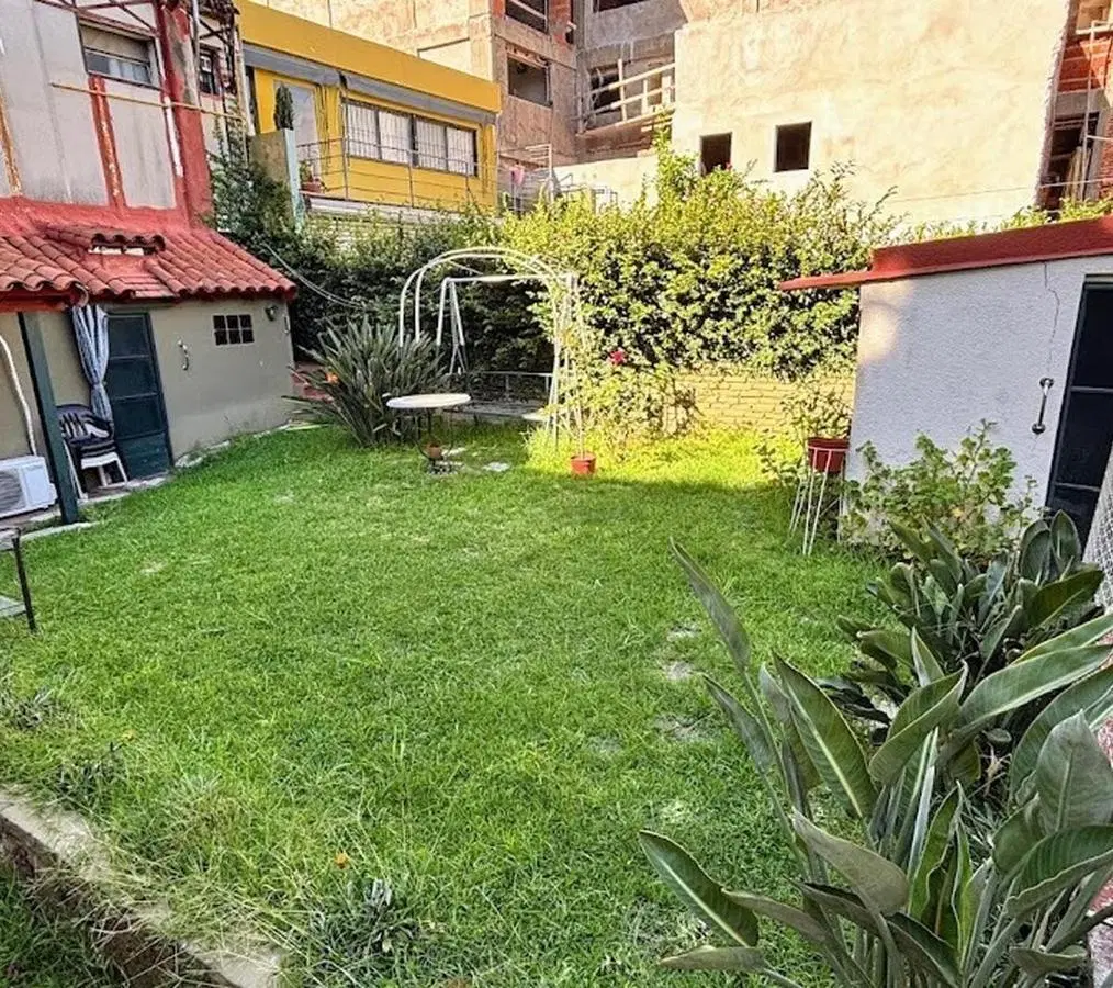 VENTA - PLANTA BAJA - 3 ambientes - Patio de 92 mts 1
