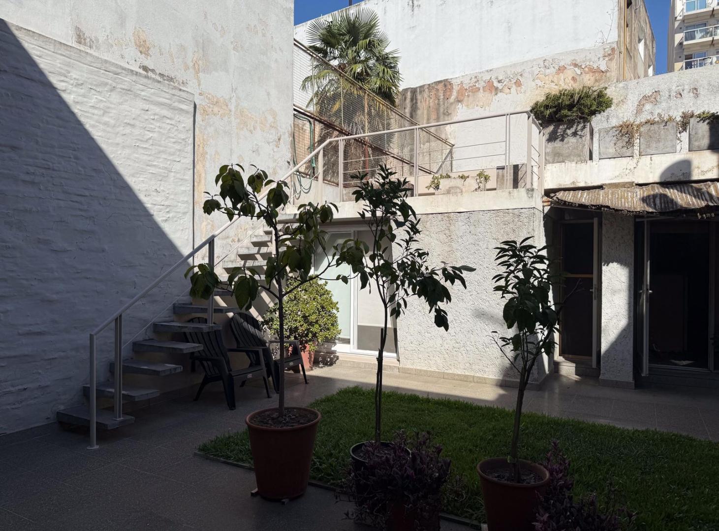 Foto de Casa en Palermo - en dos plantas , con parque , quincho y parrilla, imagen 5