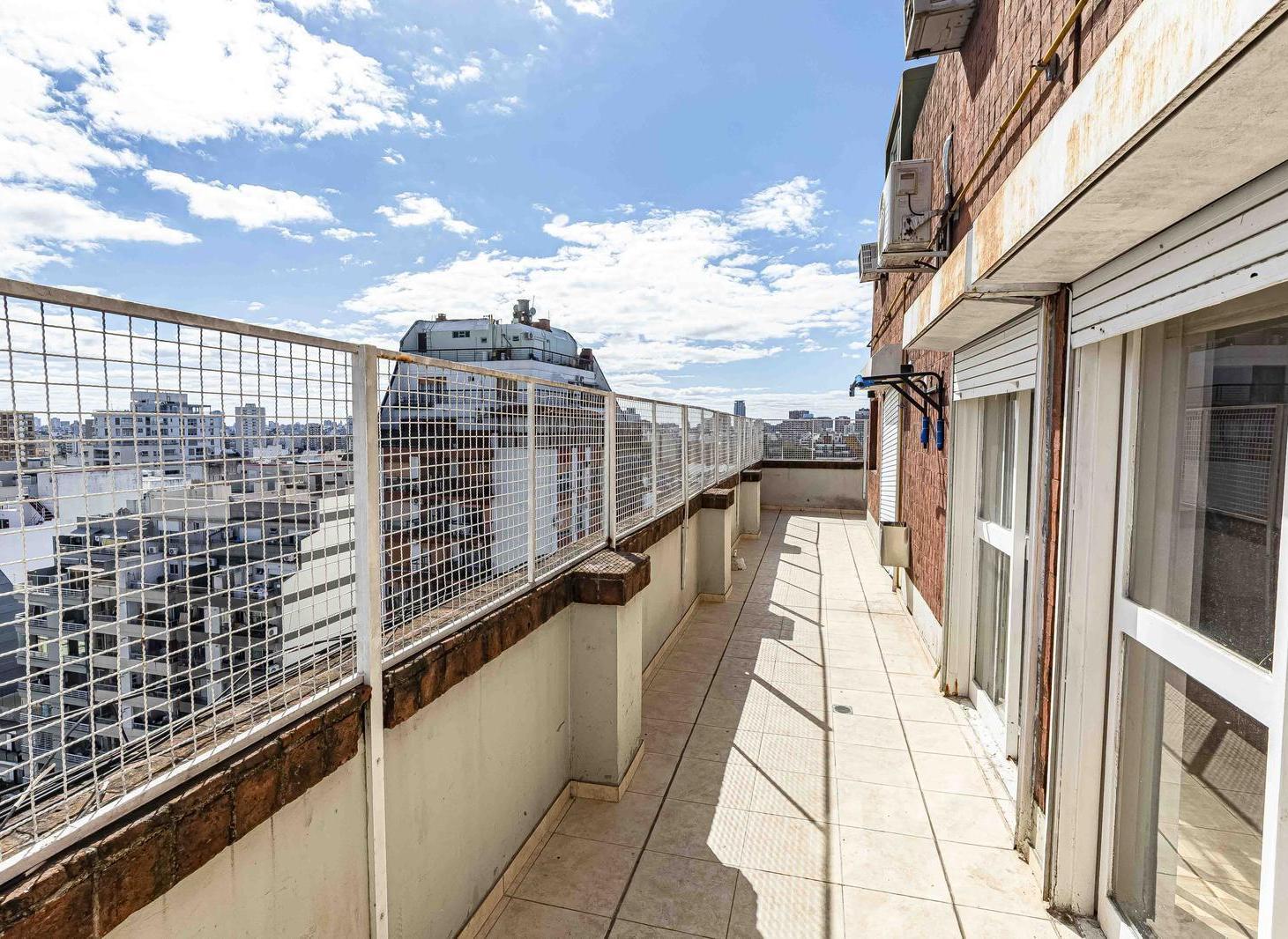 Foto de VENTA - Palermo - J Salguero Esq. Av Cordoba - Duplex 5 Ambientes, imagen 1