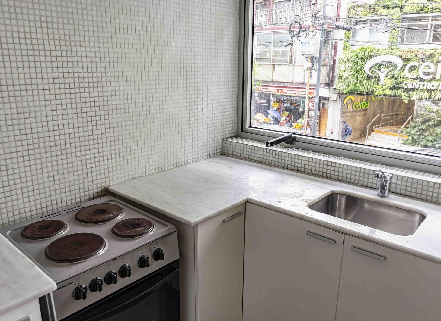 Foto de Alquiler - Monoambiente - Cabrera 3300 - Barrio Norte - Luminoso, imagen 4