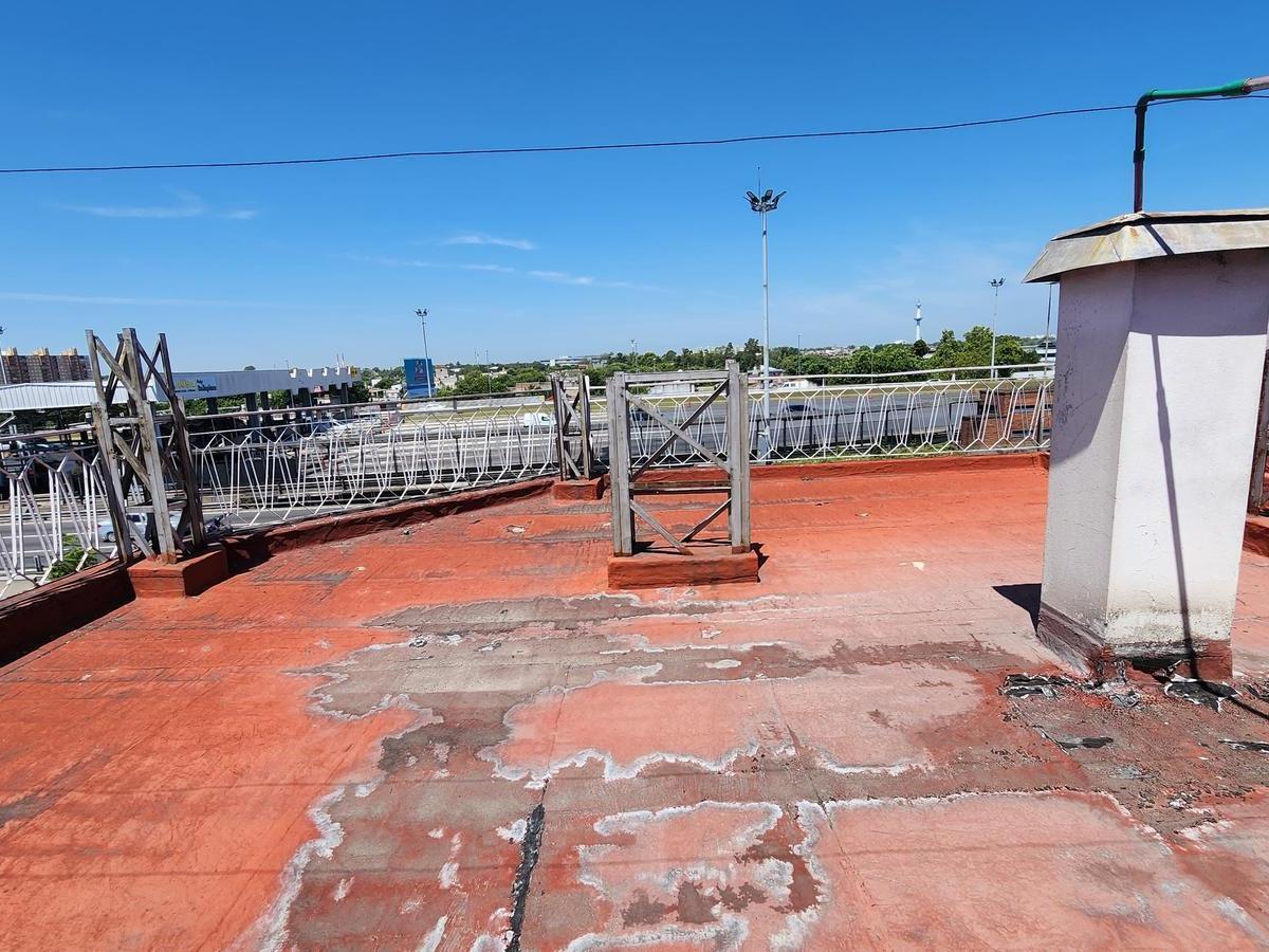 Edificio en Block en Parque Avellaneda 5