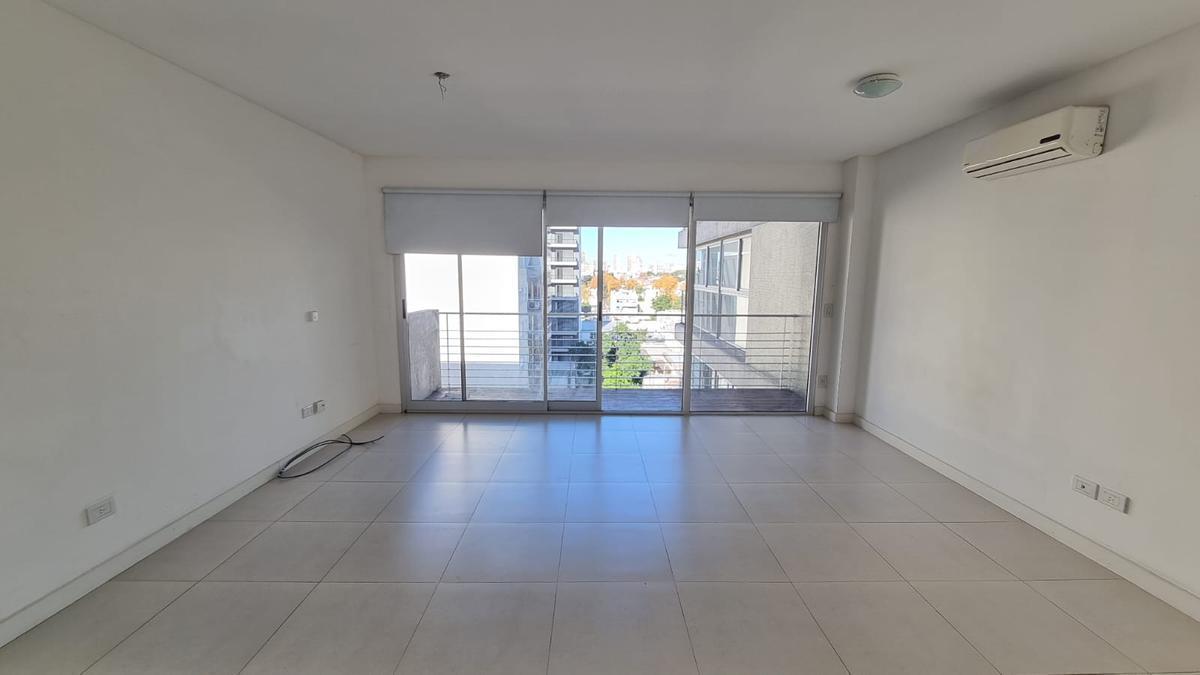 Monoambiente con amenities - Luz y vista. Impecable