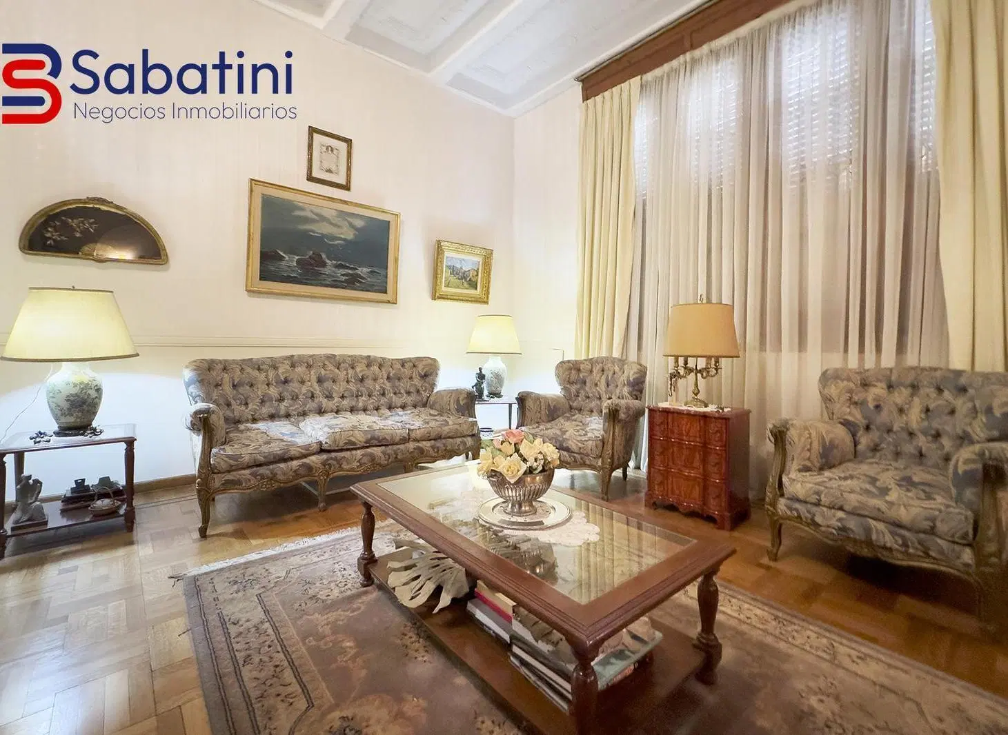 Exclusiva Casa Tudor Reciclada de 8 Ambientes con Jardín, Terraza y 2 Cocheras en Belgrano 4