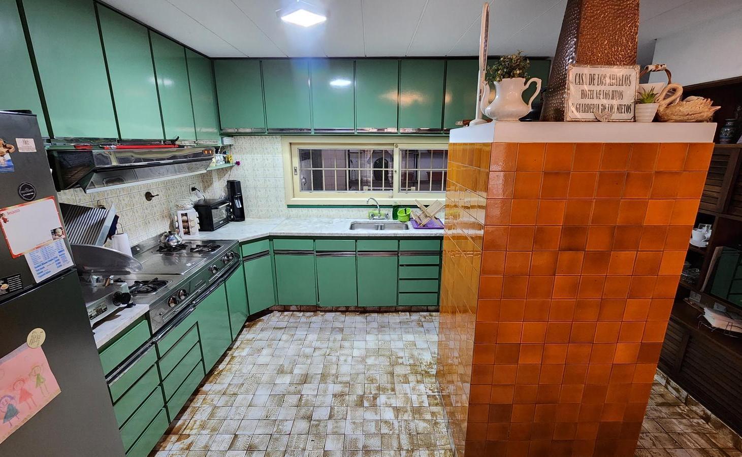 Foto de Casa de 5 Ambientes sobre Lote Propio con Doble Cochera | 302 m², imagen 5