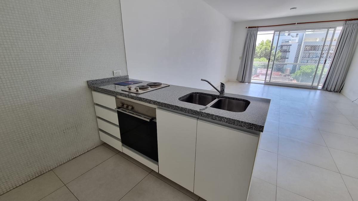 Foto de Venta Excelente Mono ambiente . APTO PROFESIONAL-APTO CREDITO, imagen 3