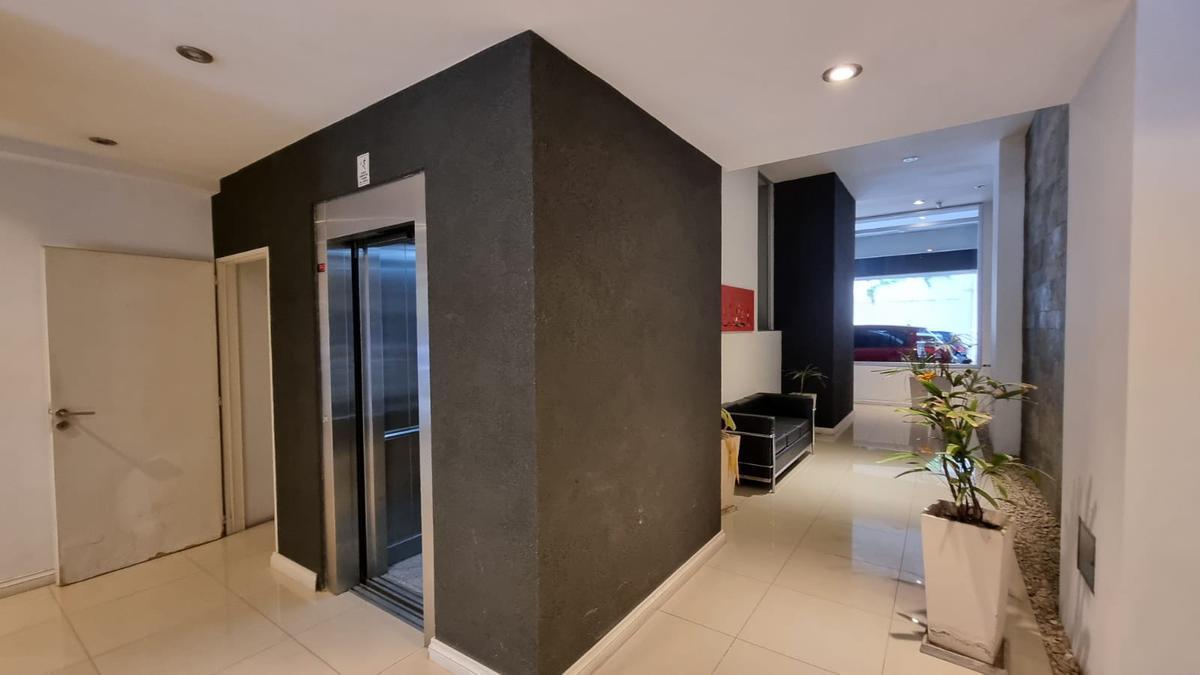 Foto de Monoambiente Amplio con Balcón, Cochera y Amenities en Palermo Hollywood, imagen 1