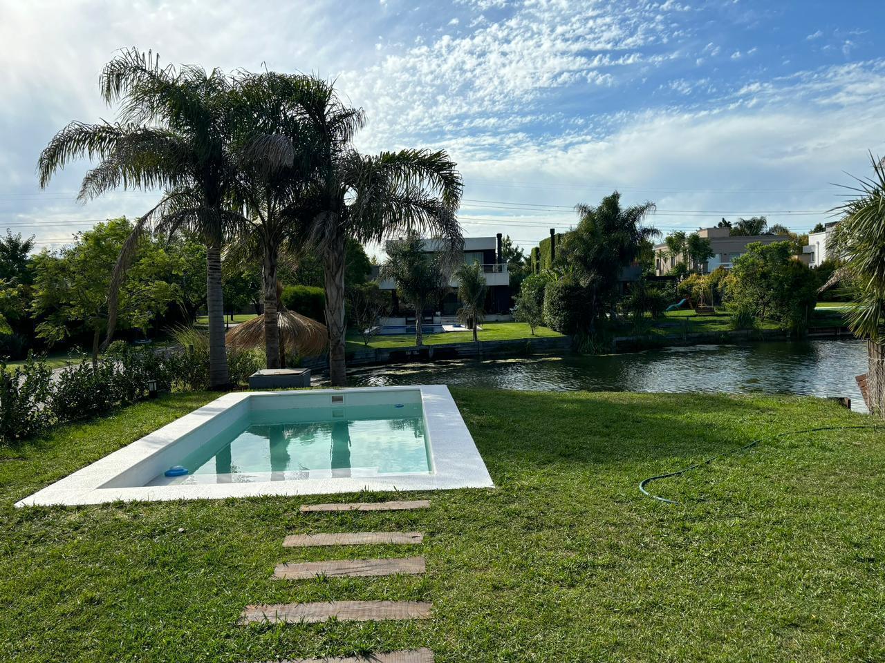 Foto de Venta casa 4 amb Barrancas de Santa María, Tigre - APTO CRÉDITO, imagen 1