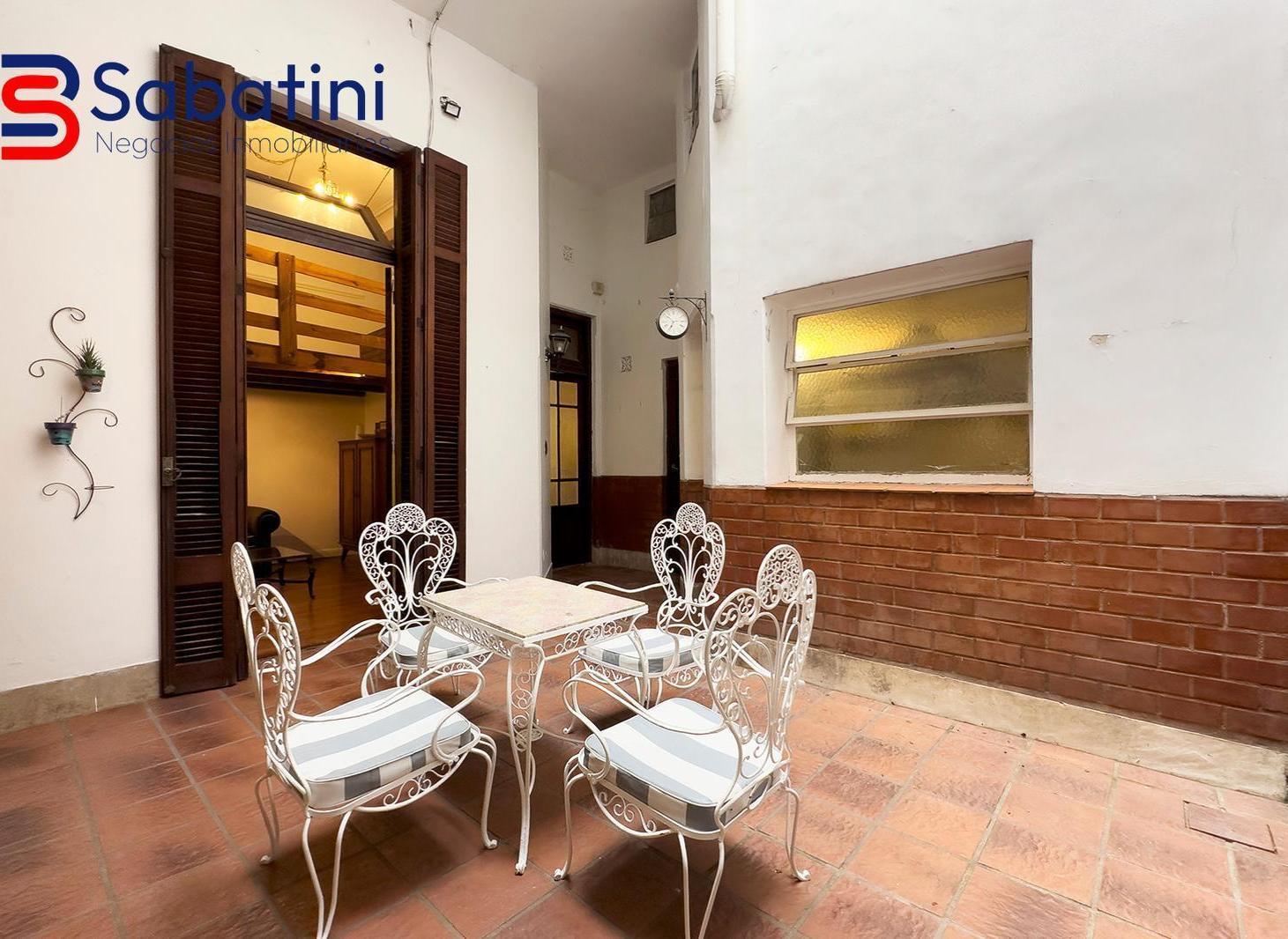 Foto de Venta PH de 4 Ambientes con patio y techos doble altura en Recoleta, imagen 5