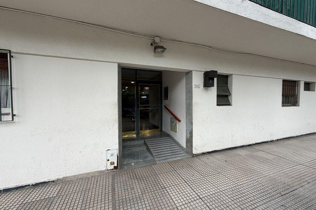 Foto de Venta Departamento 4 ambientes - 2 baños - Belgrano R, imagen 4