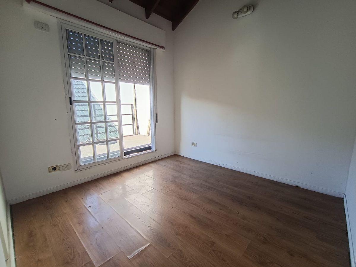 Foto de Departamento de 43 m² con 2 dormitorios en alquiler en Ramos Mejía, imagen 3