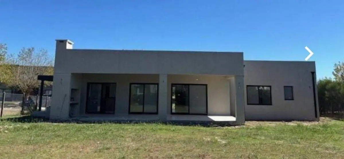 VENTA EN CANTON GOLF, CASA A ESTRENAR, PLANTA BAJA, 2
