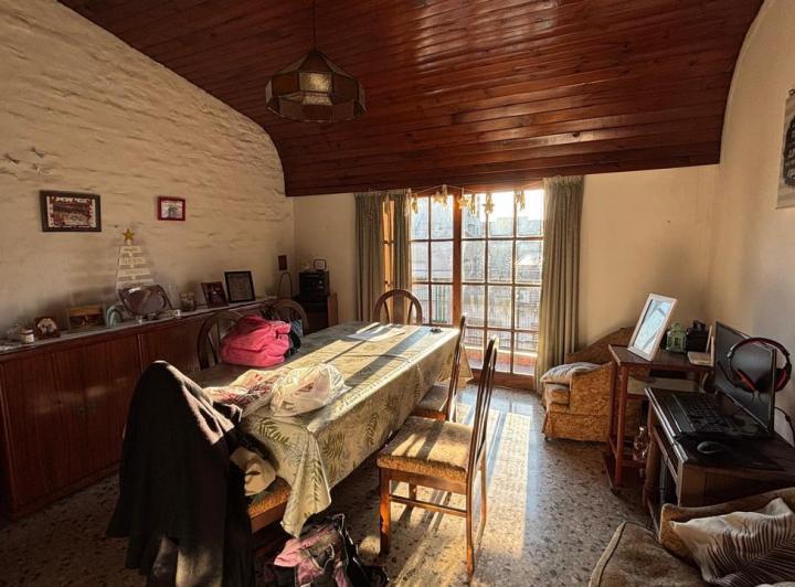 HERMOSO GALPÓN CON VIVIENDA