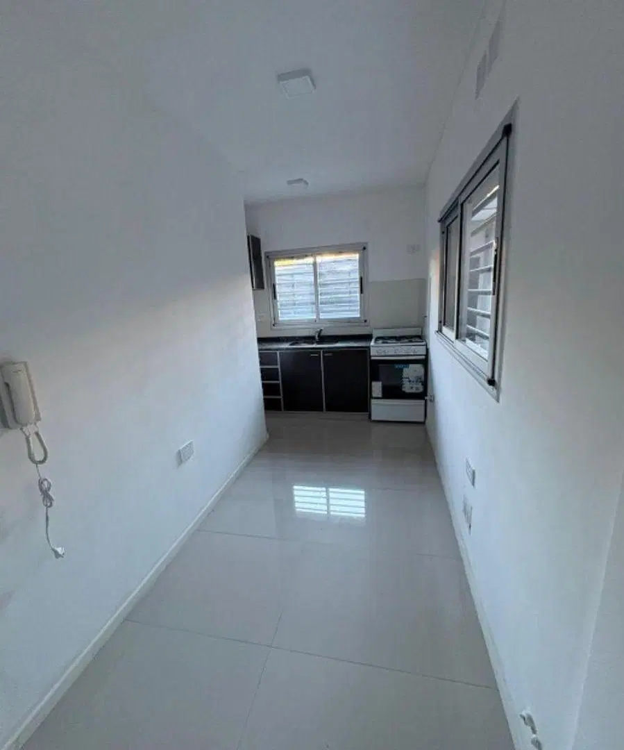 DEPARTAMENTO TIPO CASA 3 AMBIENTES CON DOS COCHERAS PRIVADAS 1
