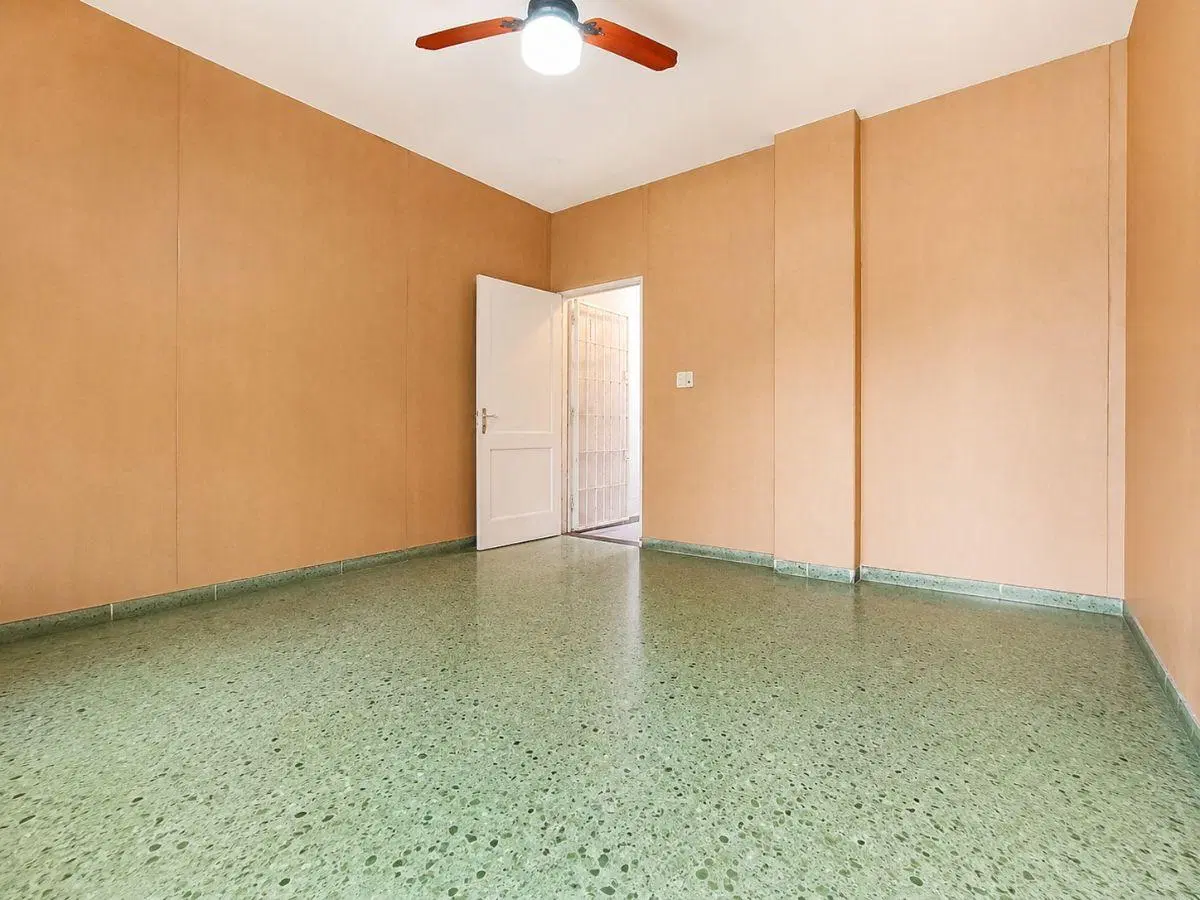 Amplio PH 2 ambientes con Patio y Terraza propia 5