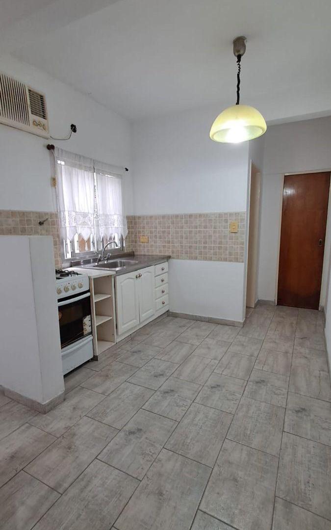 Foto de PH 2 AMBIENTES EN EXCELENTE UBICACION APTO CREDITO BANCARIO, imagen 1