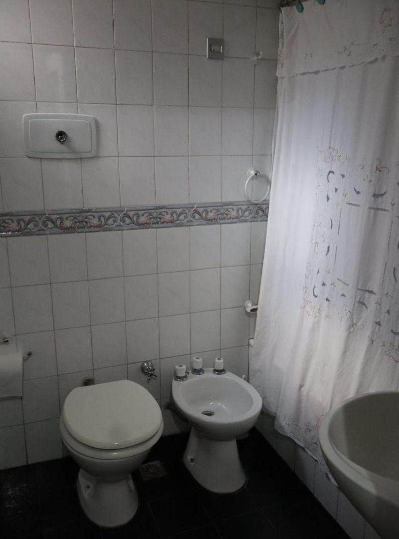 Foto de PH INTERNO CON PATIO EN PIÑEYRO, imagen 5