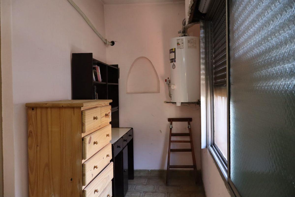 Foto de Casa 4 ambientes en Piñeyro, a metros de Av. Galicia, imagen 4