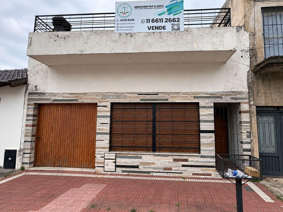 Foto de Casa 3 ambientes con garaje y amplia terraza en Pñeyro, imagen 1