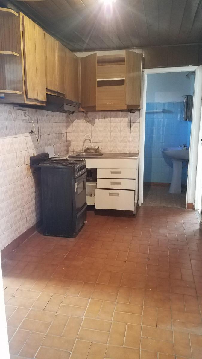 CASA CON DEPTO AL FONDO !!! APTO CREDITO