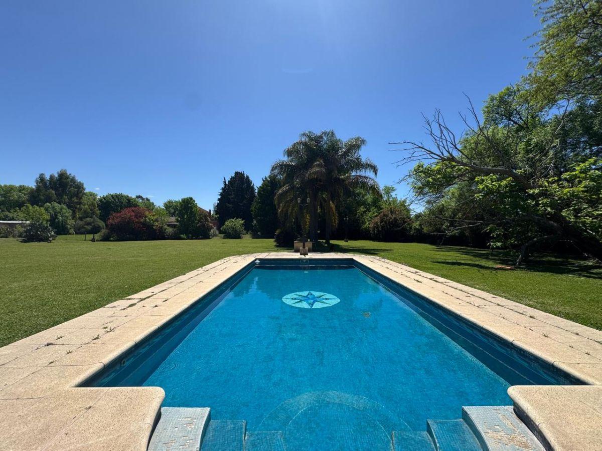 Foto de EXCELENTE PROPIEDAD SOBRE ESPECTACULAR LOTE PARQUIZADO PERMUTA FINANCIA, imagen 2