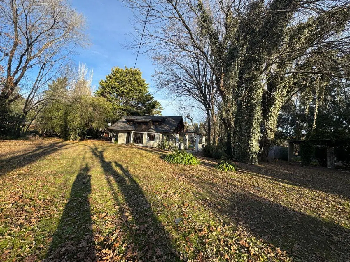 CABAÑA EN EL BOSQUE CON PISCINA GRAN LOTE 5
