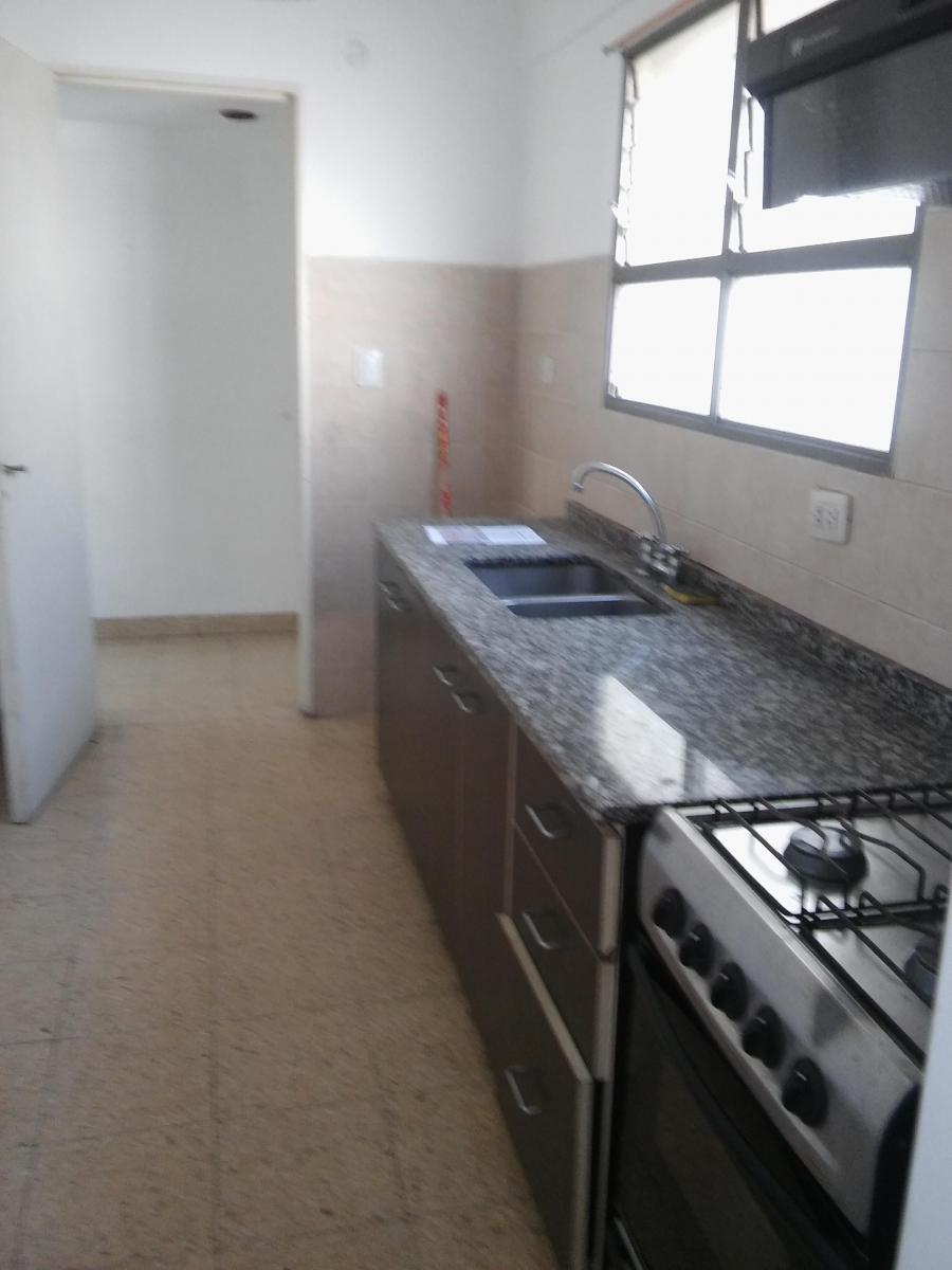 VENDE HERMOSO DEPTO 2 AMBIENTES EN INMEJORABLE UBICACIÓN!!!