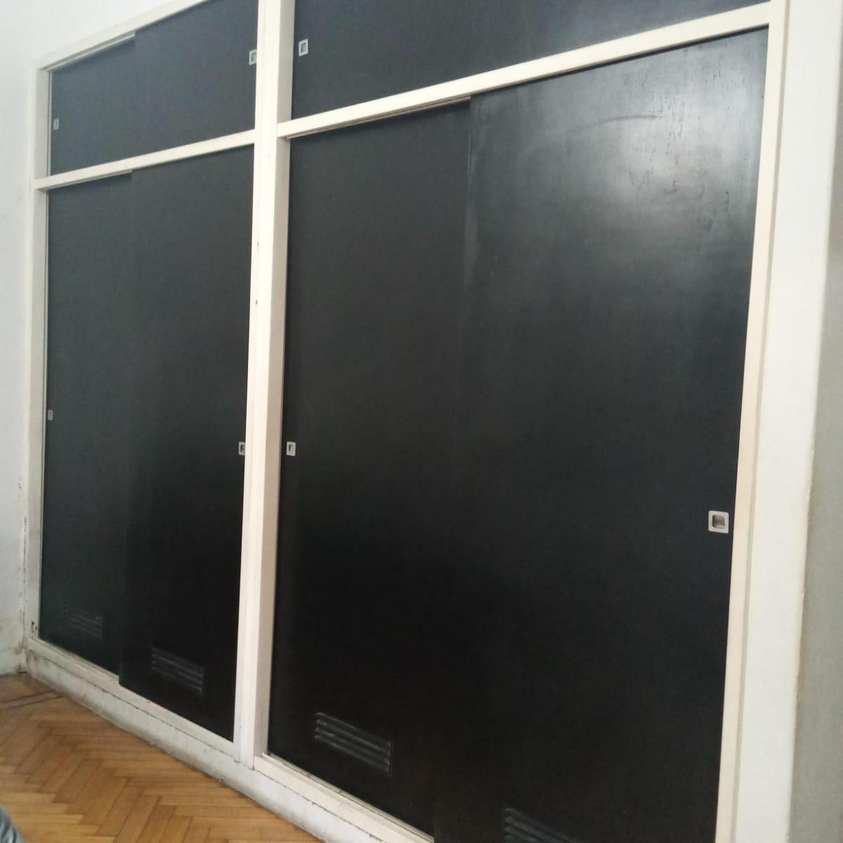 VENDE CASA 4 AMBIENTES CON GARAGE PATIO Y TERRAZA - MUY BUENA UBICACION!- NUEVAS CONDICIONES