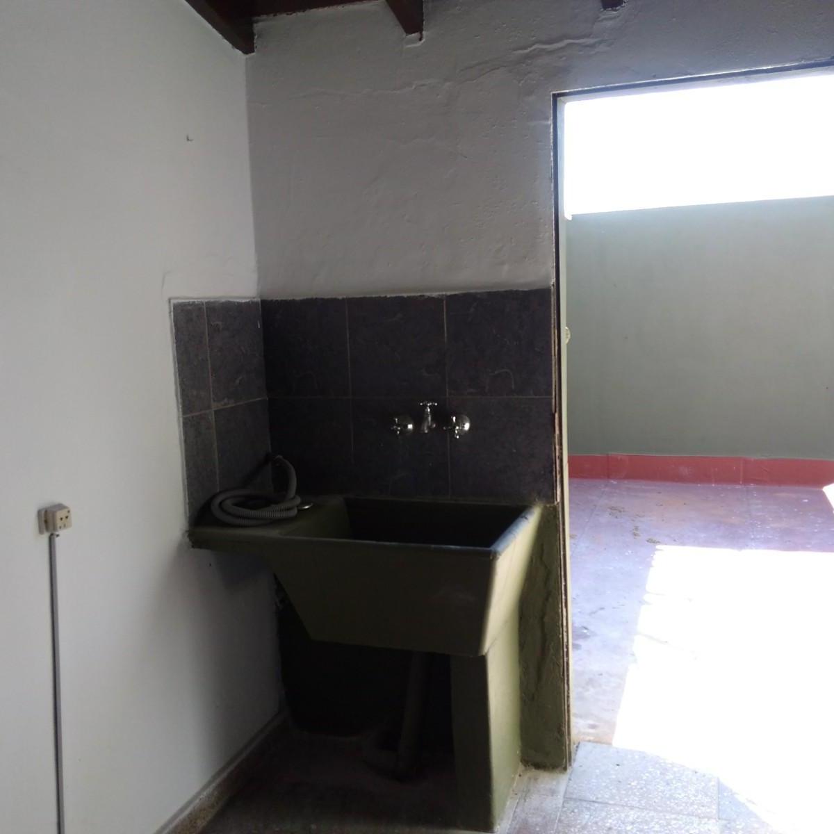 Foto de VENDE- Departamento tipo casa en primer piso, imagen 2