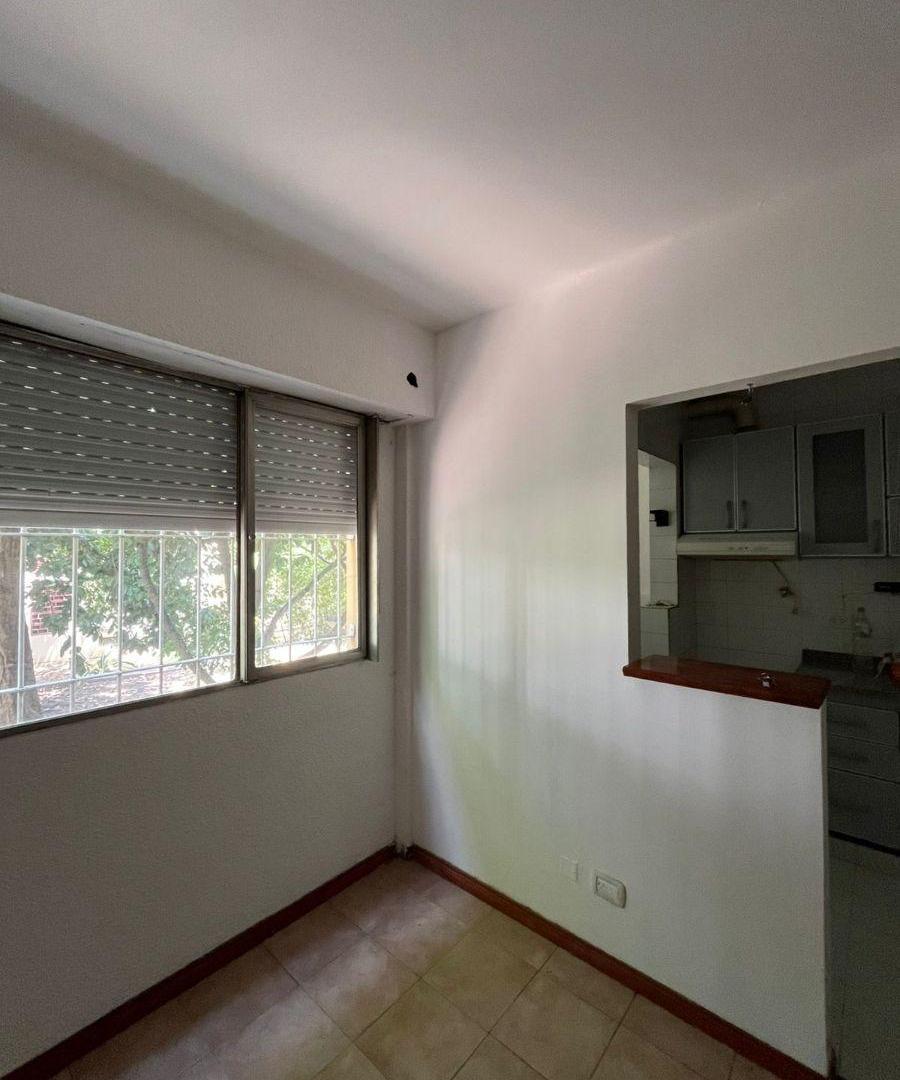 Foto de VENDE- DEPARTAMENTO 3 AMBIENTES – EXCELENTE UBICACION- APTO CREDITO, imagen 4