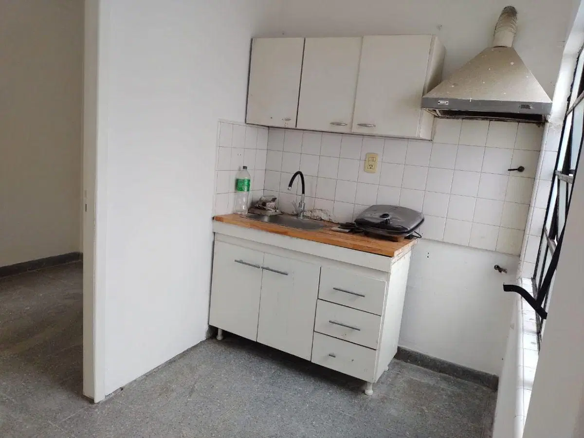 VENDE - CASA DE 3 AMBIENTE CON PATIO - APTO CREDITO 2