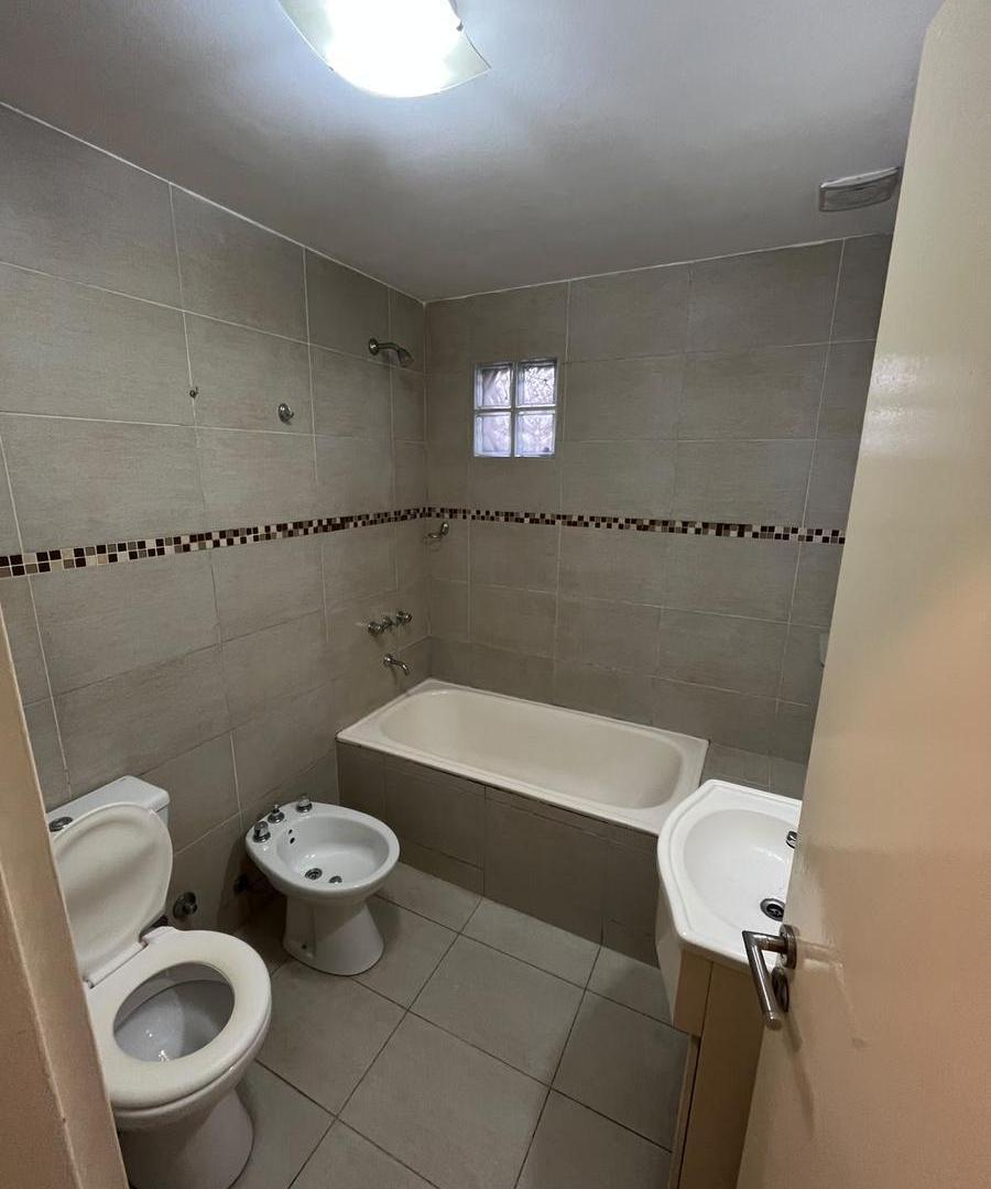 Foto de VENDE- Departamento de 2 ambientes- Excelente ubicación, imagen 1